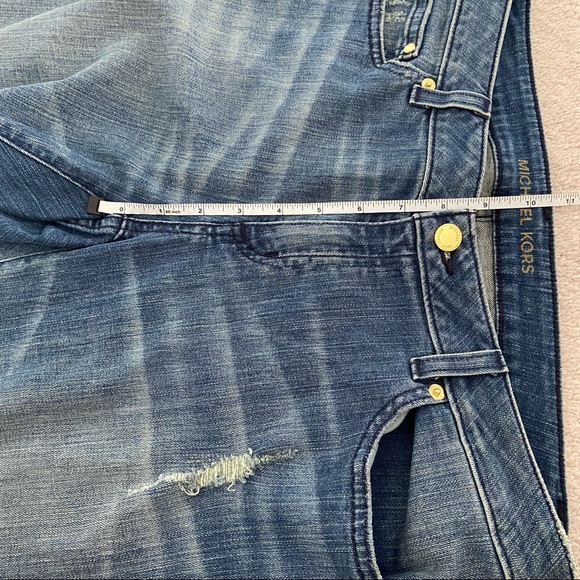 MICHAEL KORS Distressed Mid-rise Dillon Relaxed Jeans - Picture 7 of 10